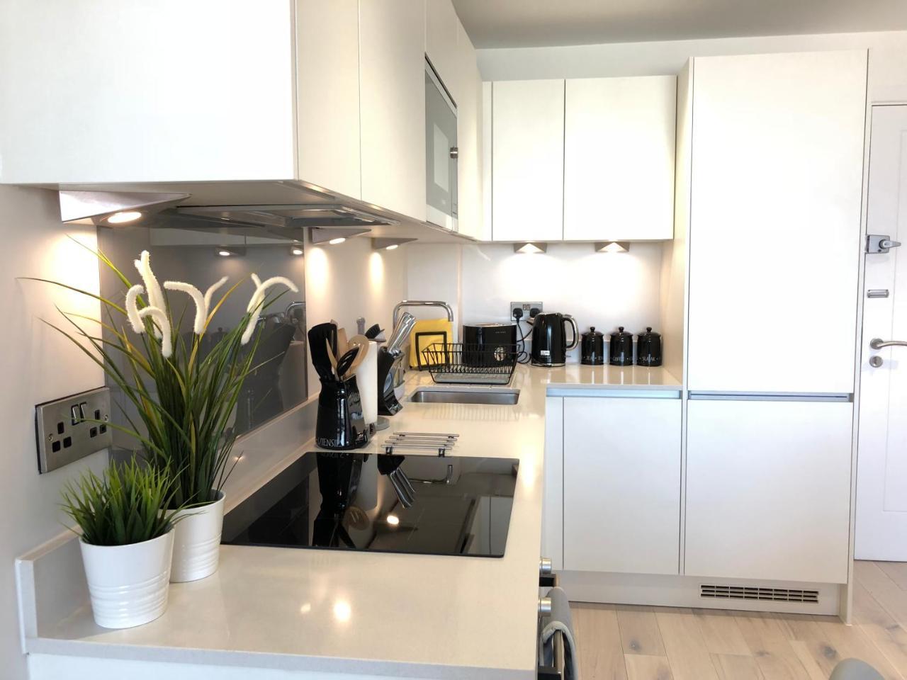 Boutique Collection In Reading By Creatick Apartment Luaran gambar