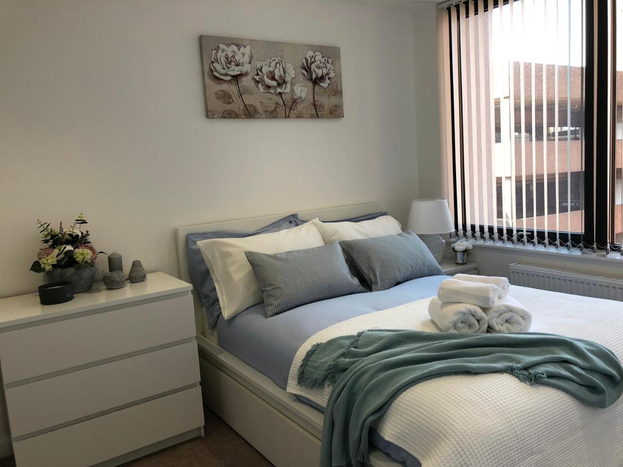 Boutique Collection In Reading By Creatick Apartment Luaran gambar