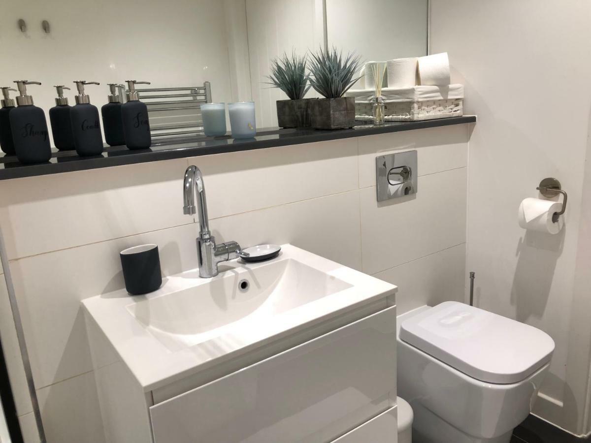 Boutique Collection In Reading By Creatick Apartment Luaran gambar